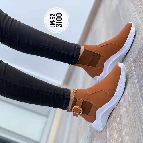 Women Sport Sneakers - Brown