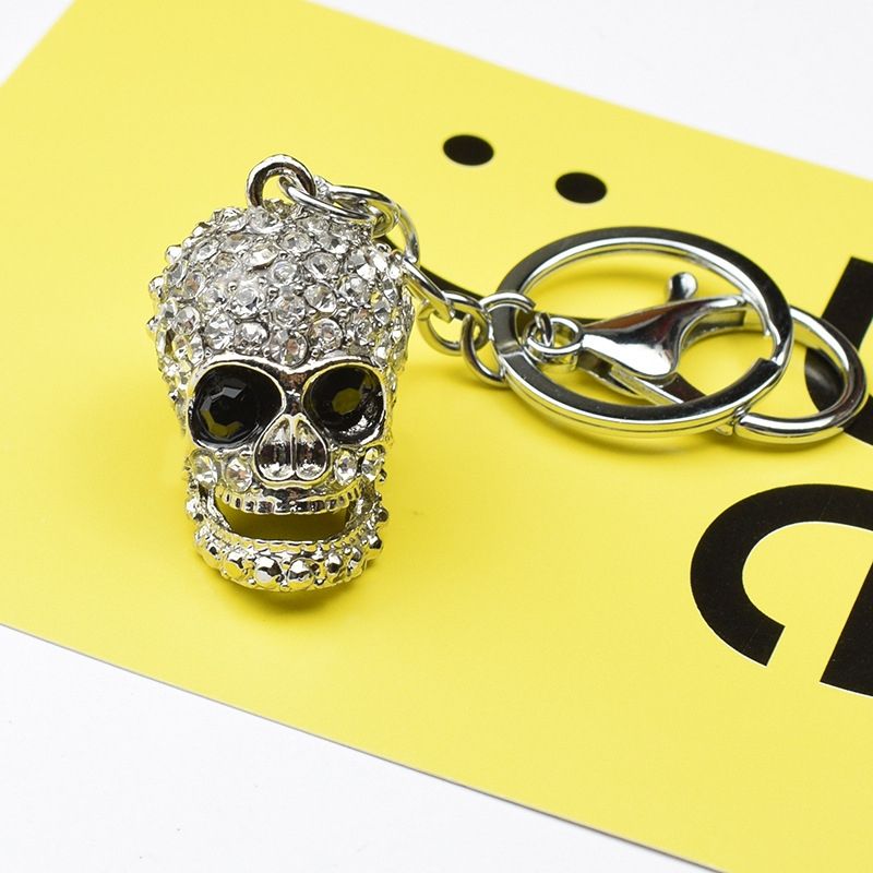 2 PCS Shining Skull Keychain Bag Hanging Jewelry(Diamond Skull)