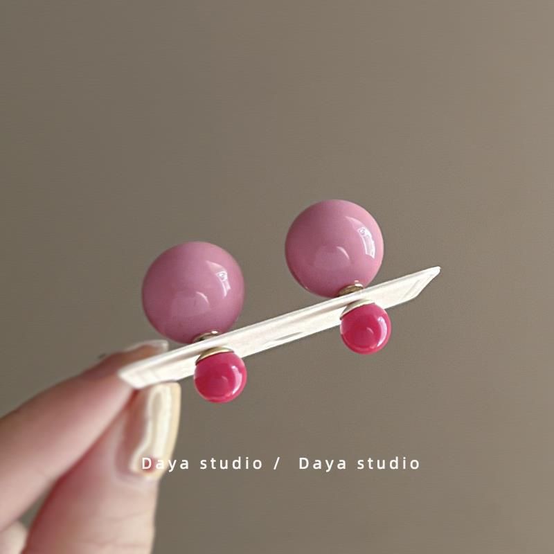 Sweet Dopamine Cute Pink Pearl Contrast Color Earrings