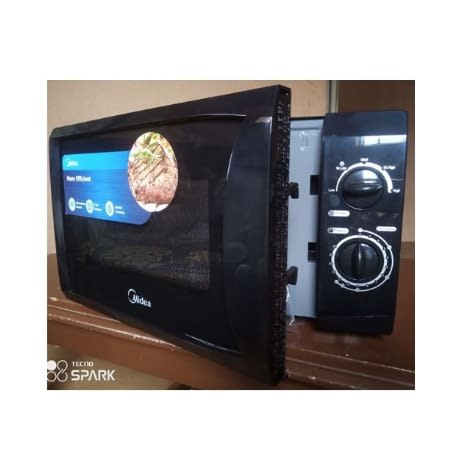 Microwave Oven Without Grill Conventional 700w - 20L - Black