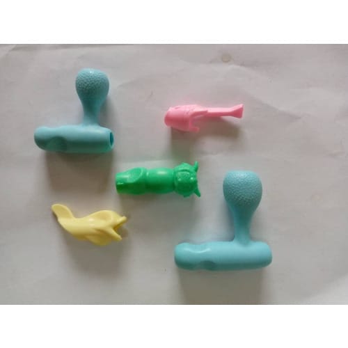 Kids Pencil Writing Grip- 2020 Latest Posture Correction Tool - 5 Pieces
