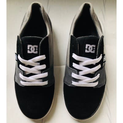 Quality Sturdy Black And Ash Boys Sneakers Unisex Shoes