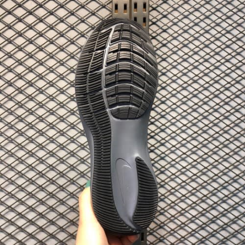 Zoom Winflo 7x - Triple Black