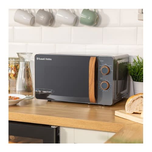 Digital Microwave With 5 Power Levels - Wood Effect Handle & Dials - Clock - 700W
