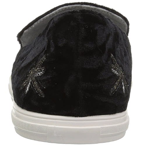 Women's Shakail Sneaker, Black