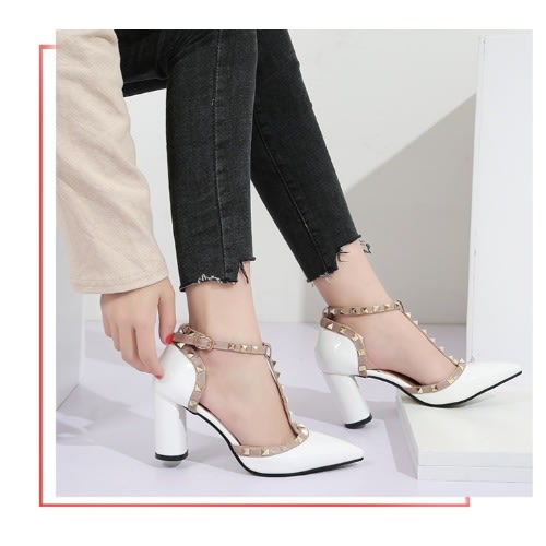 Stars Studded Pointed Cover Shoe - White