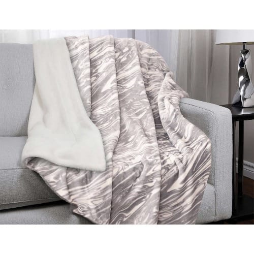 Life Comfort The Ultimate Throw Faux Fur -Light Grey