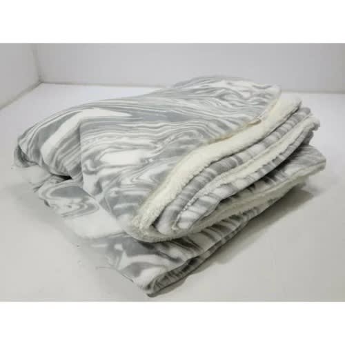 Life Comfort The Ultimate Throw Faux Fur -Light Grey