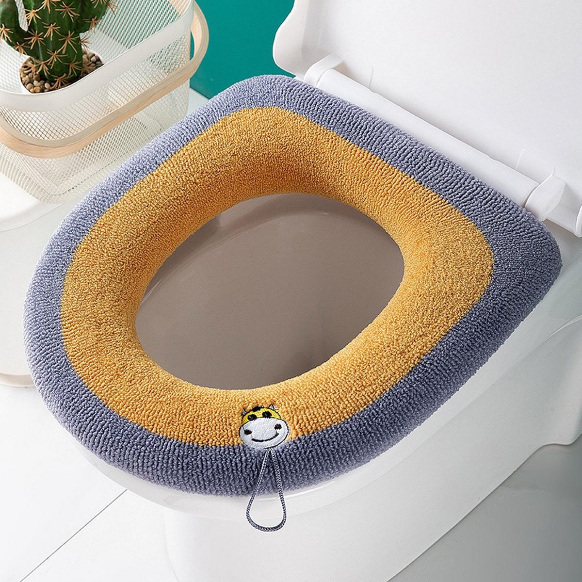 Toilet Seat Cover Dorm Hotel WC Room Closestool Pad Yellow