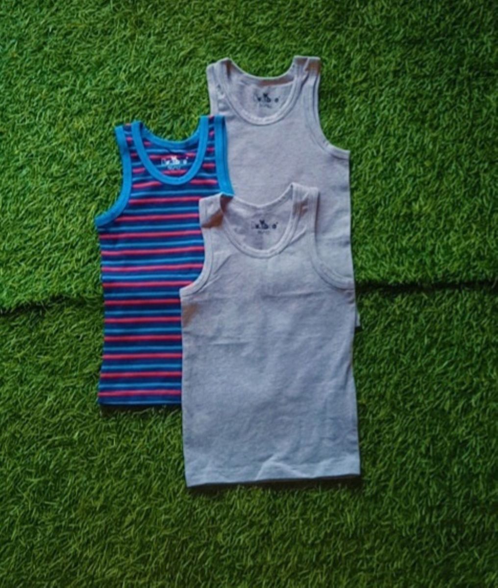 KUNIBOO Boy's 3 Pack Ribbed Neck Soft Cotton Vest