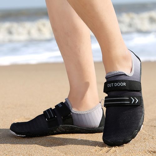 Unisex Five-finger Beach Water Shoes Men Big Size 36-46 Outdoor Quick-drying River Trekking Lovers Swimming Shoes Comfortable Fitness Shoes Black