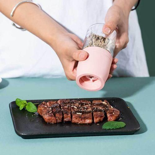 1Pc Manual Salt And Pepper Grinder Pulverizer