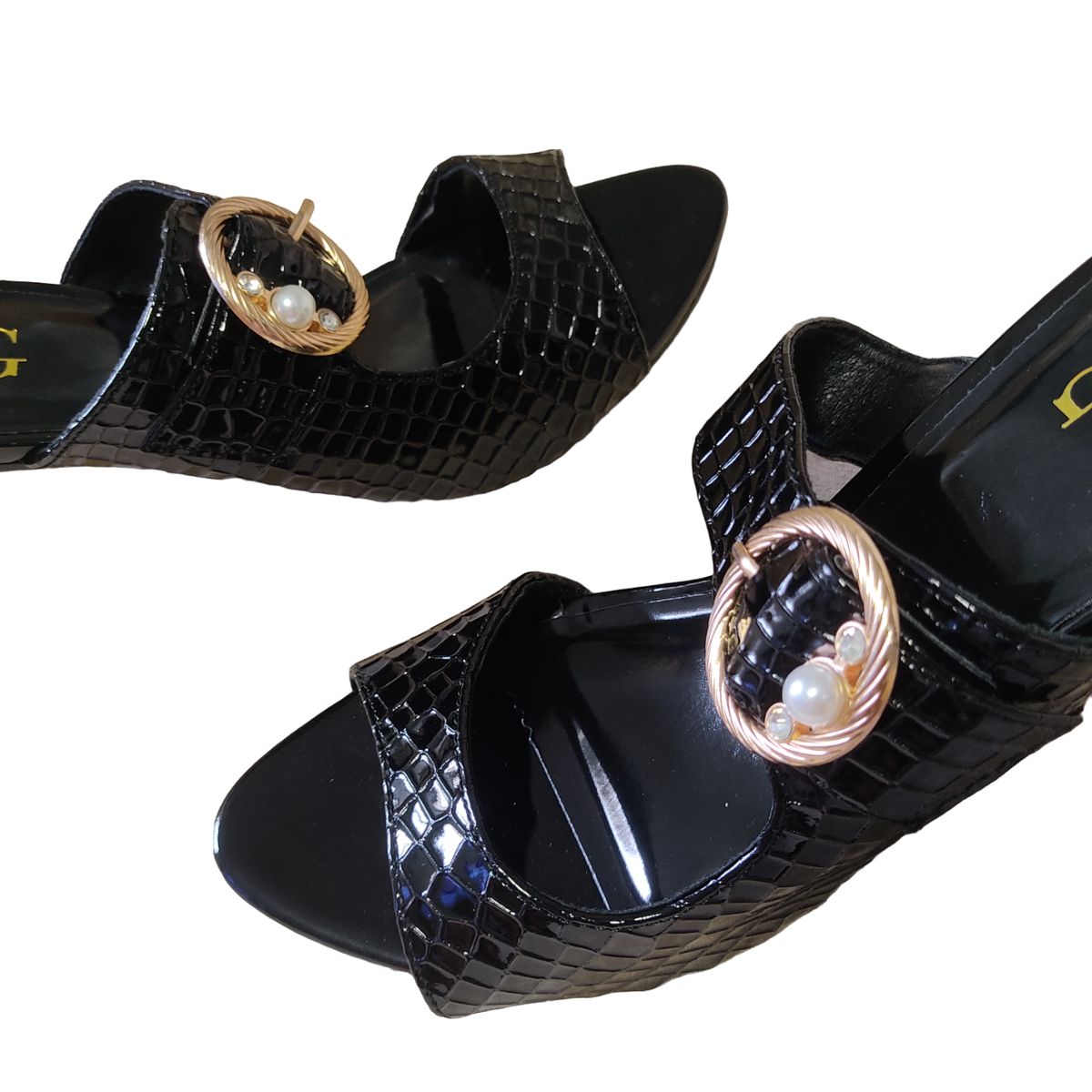 Beautiful Leather Fashion Heels (black)