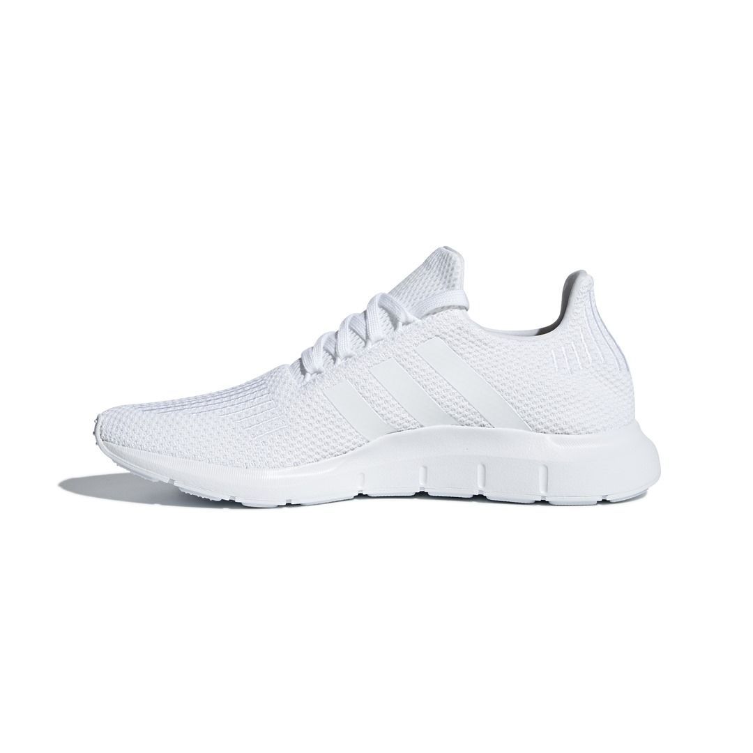 Originals Sport Shoes Swift Run