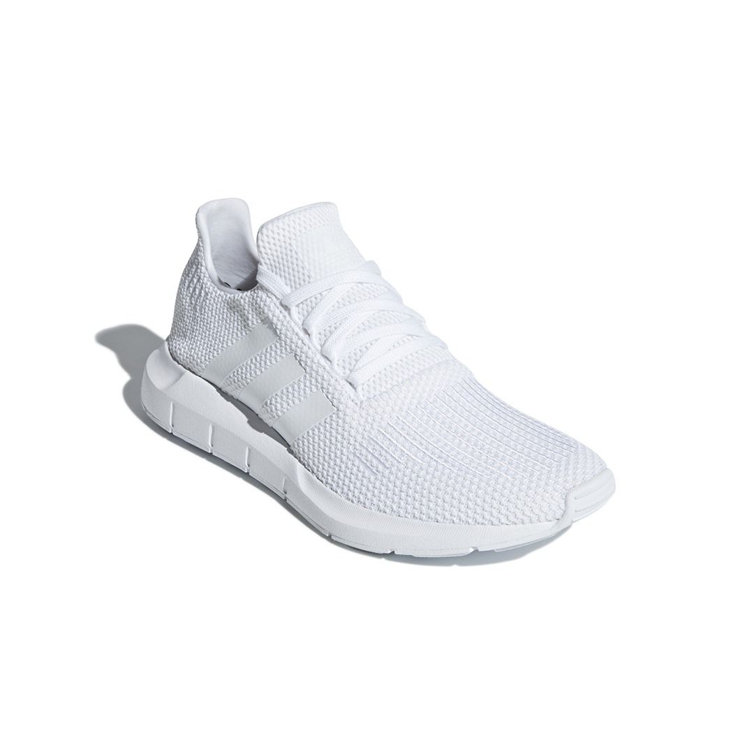 Originals Sport Shoes Swift Run