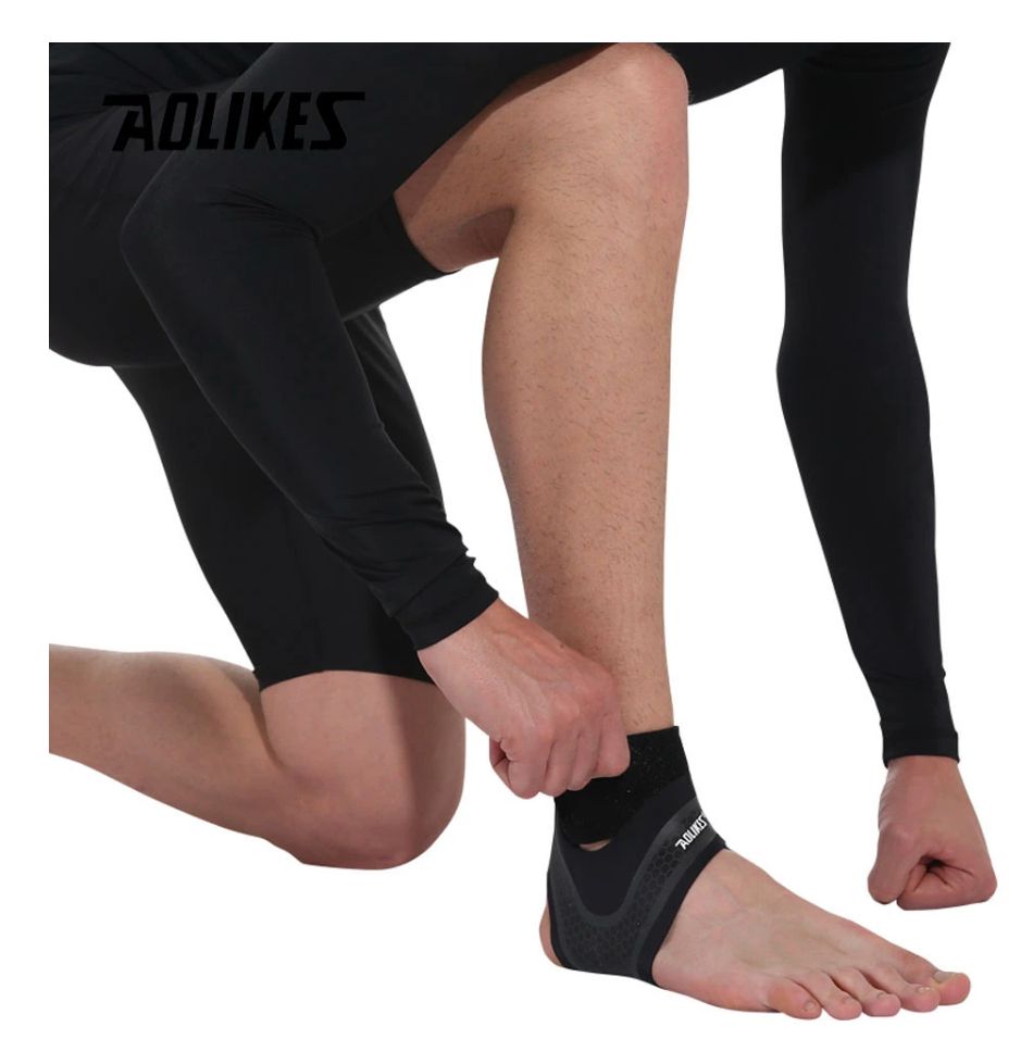 Elastic Ankle Support Adjustable Ankle Brace For Right Foot