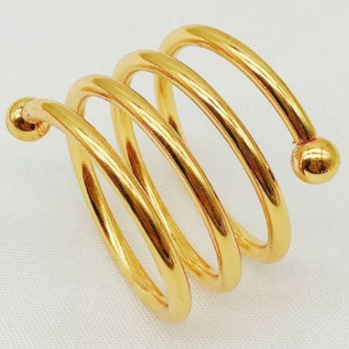 8-Piece Set Of Golden Napkins And Round Napkin