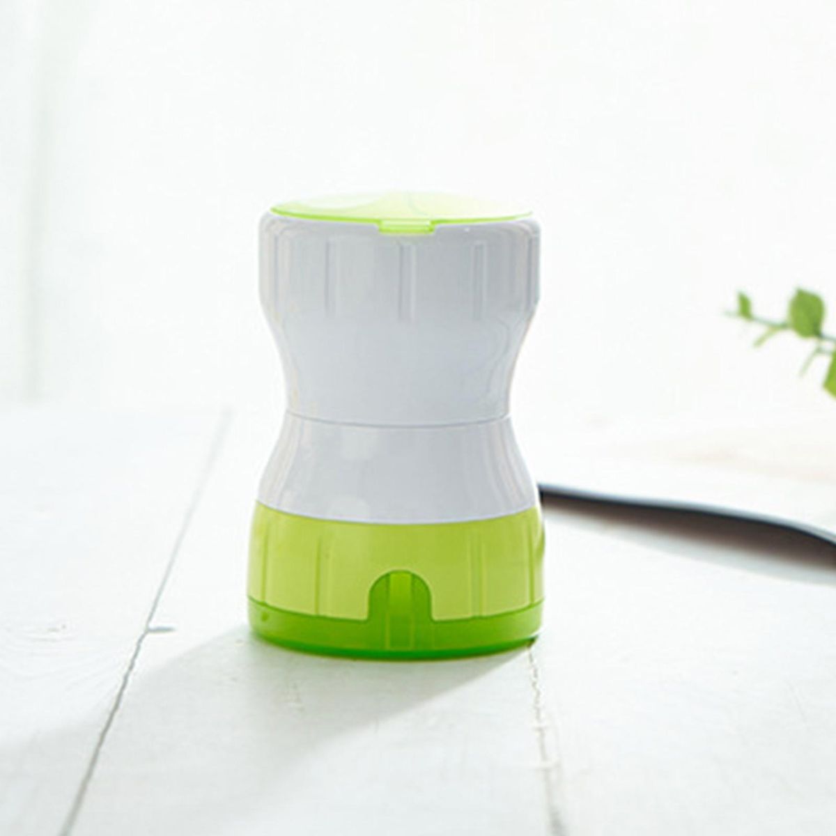 Dispenser Multifunction Box Crusher Green