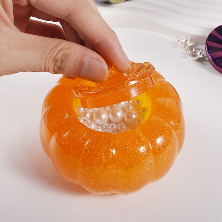 DIY Crystal Epoxy Pumpkin Storage Box Mold