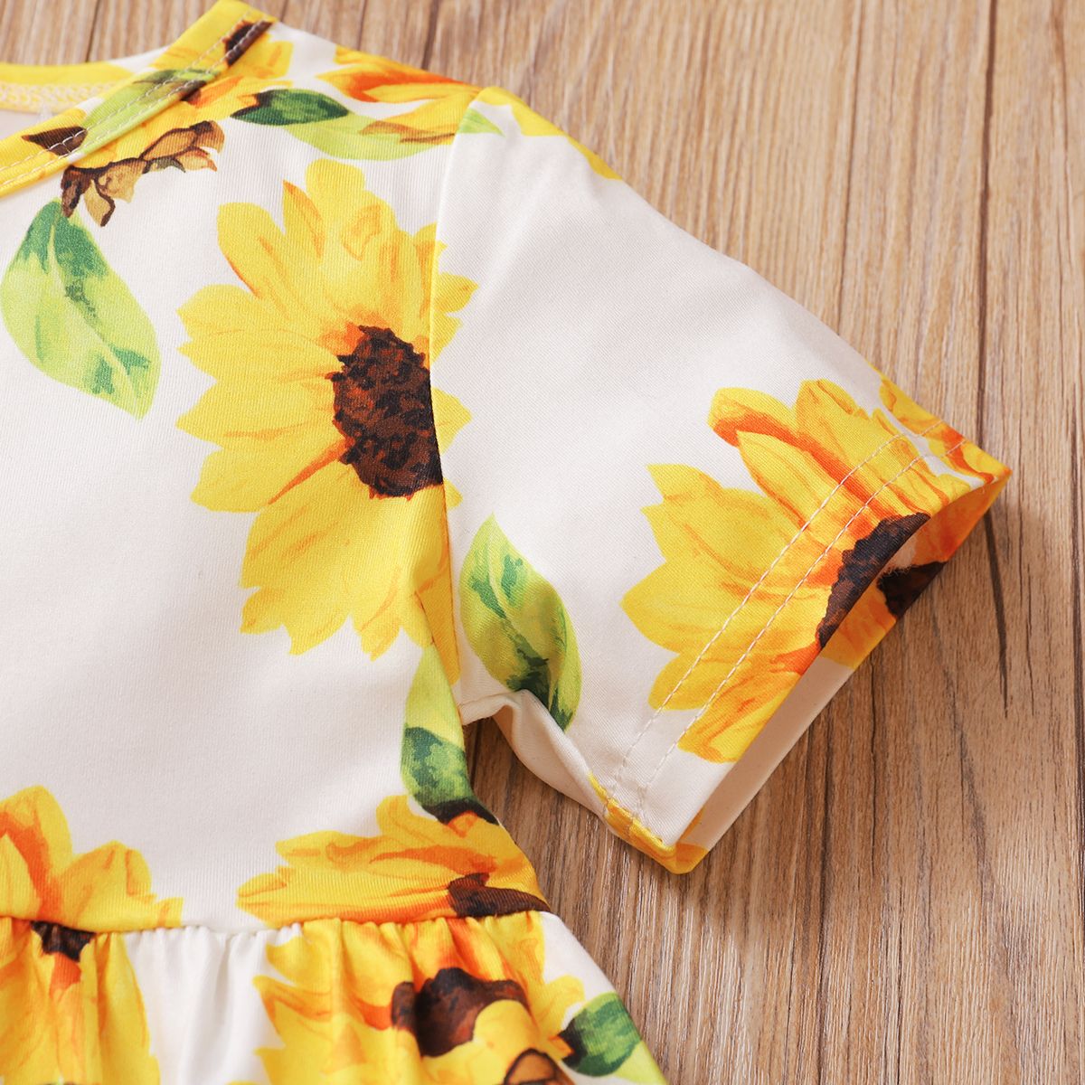 1-6Y Kid Girls Outfit Sunflower Short Sleeves White Shirt With Ripped Jeans