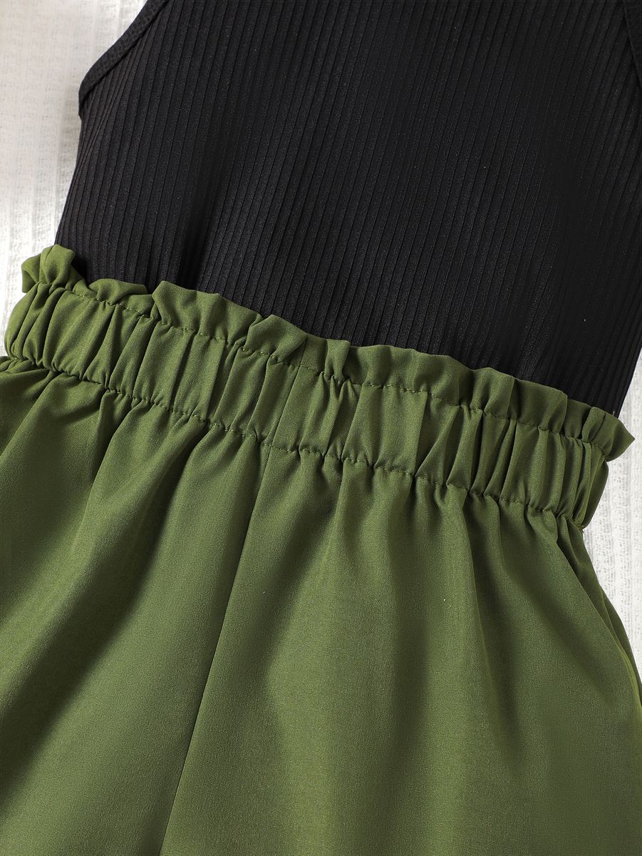 Girls Fashion Pop Black Sleeveless Top Army Green Shorts Set
