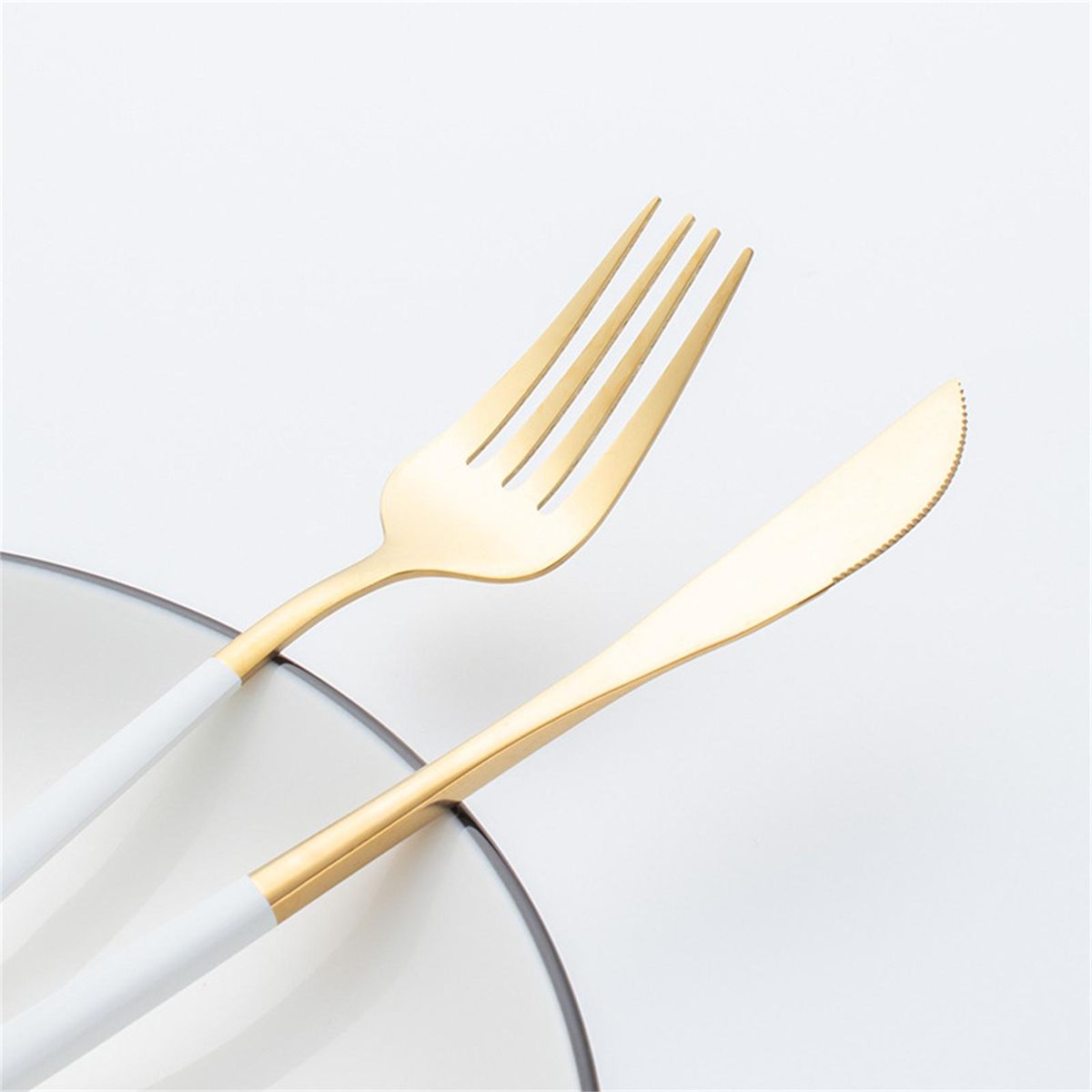 24PCS Stainless Steel Cutlery Set Elegant Mirror Polished