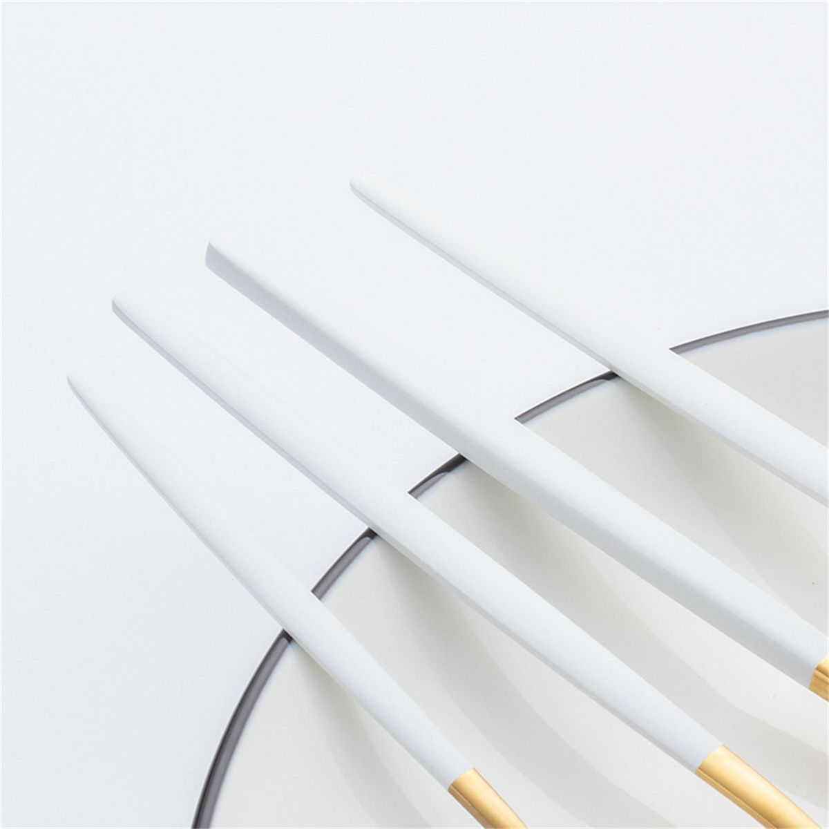 24PCS Stainless Steel Cutlery Set Elegant Mirror Polished