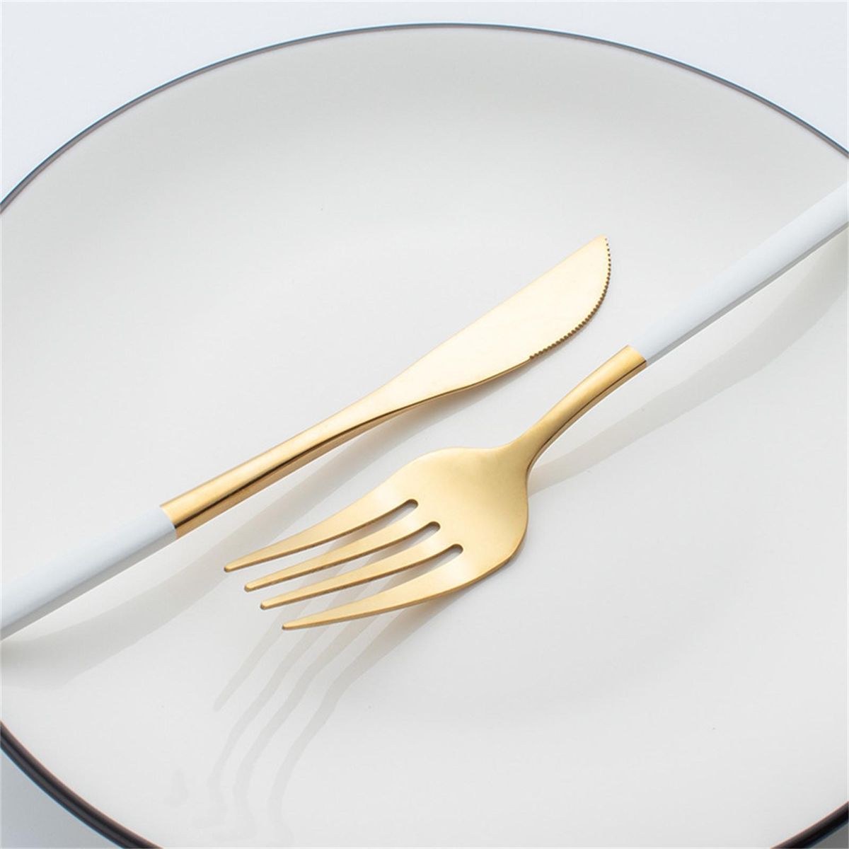 24PCS Stainless Steel Cutlery Set Elegant Mirror Polished