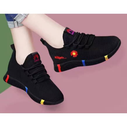 Ladies Breathable Sneakers - Black