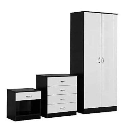 Wardrobe With 4 Drawers Bed Side - 3 X 6 Feet