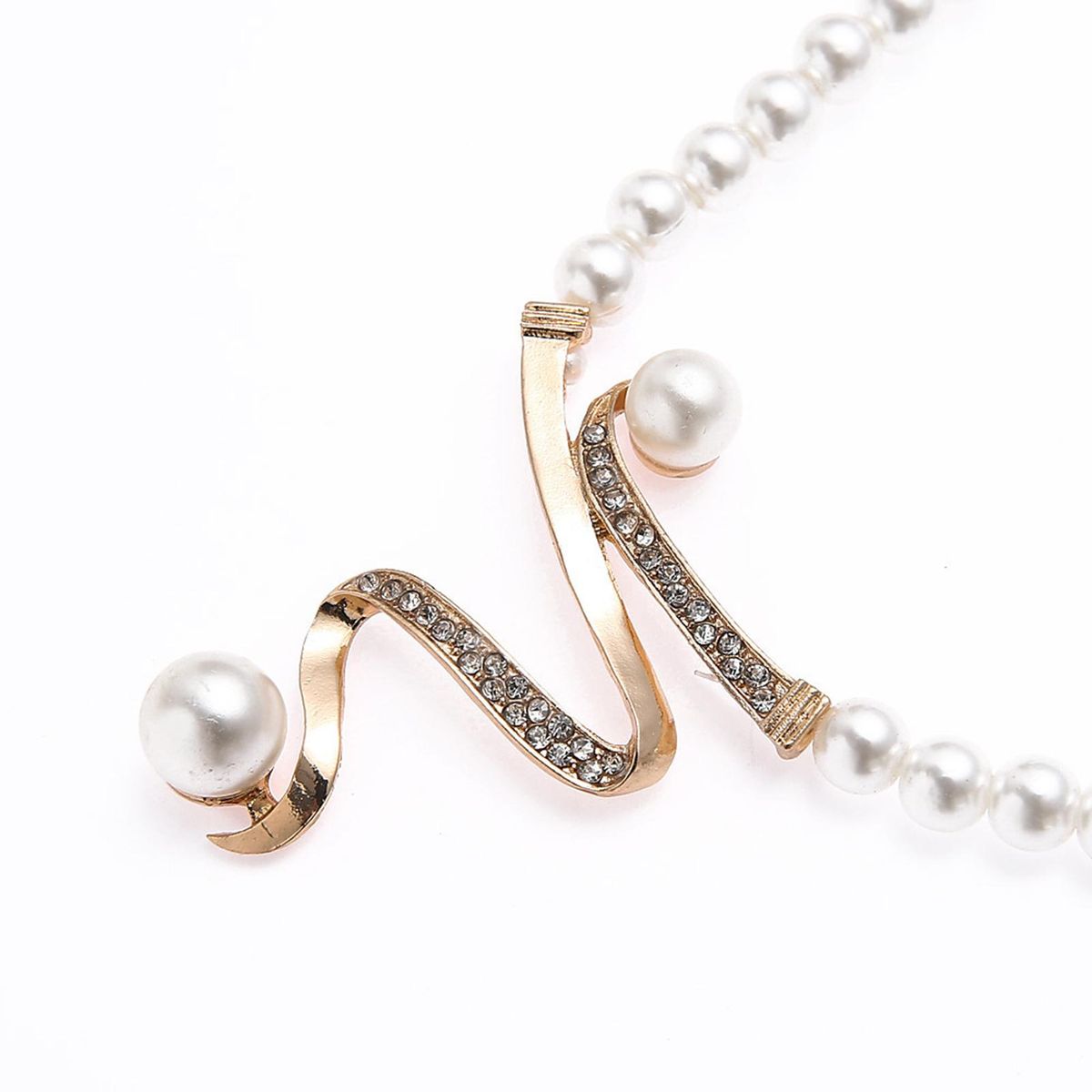 Fashionable Zinc Alloy Crystal Simulated Pearl Pendant Necklace with 1 Pair of Earrings Charm Jewelry Set for Women Girls Wedding Party Gift