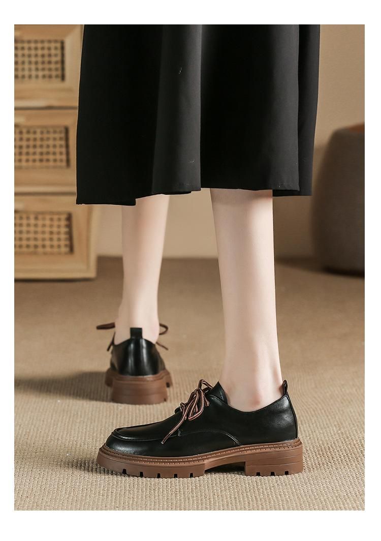 Women's informal Oxford shoes