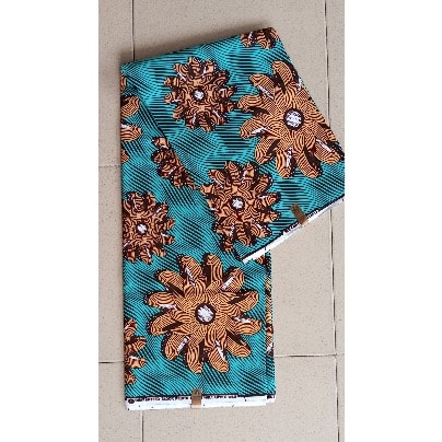 Large Petals - Hollantex Ankara - 6 Yards