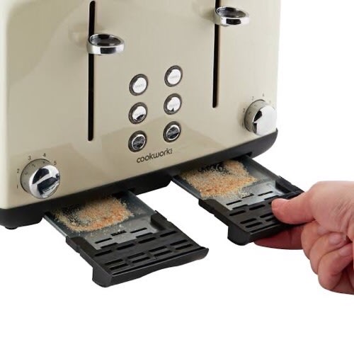 4 Slice Toaster - Almond