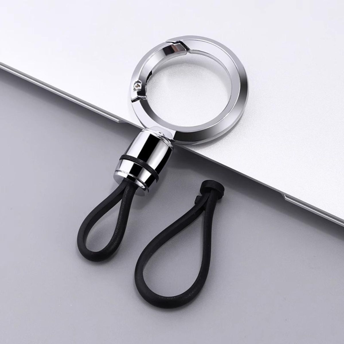 Keychain for Friends Premium Zinc Alloy Car Keychain Stylish Gift Silver