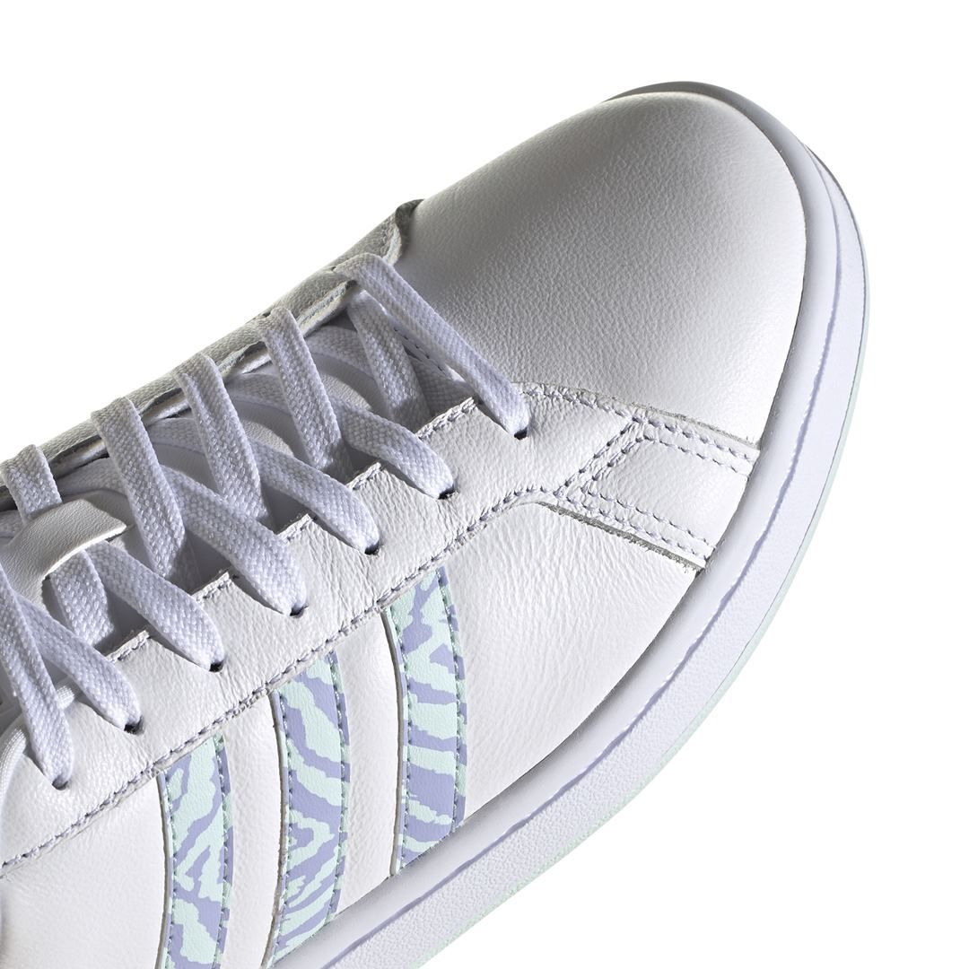 Core Sneakers Grand Court