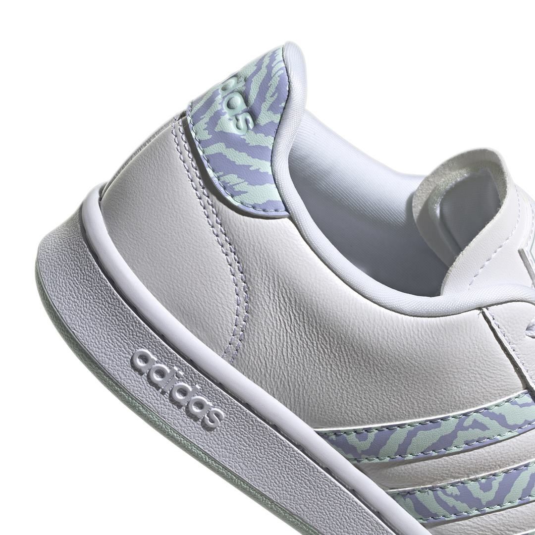 Core Sneakers Grand Court