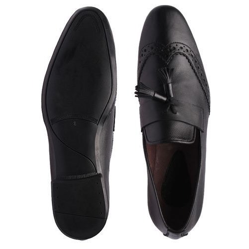 Patterned Slip-ons With Tassels - Black