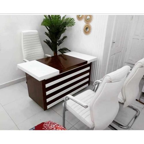 2021 ULTRA Modern Executive Office Table (NO Chair Attach)