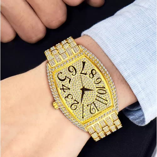 Men's Tonneau Diamond Roman Number Quartz Wristwatches