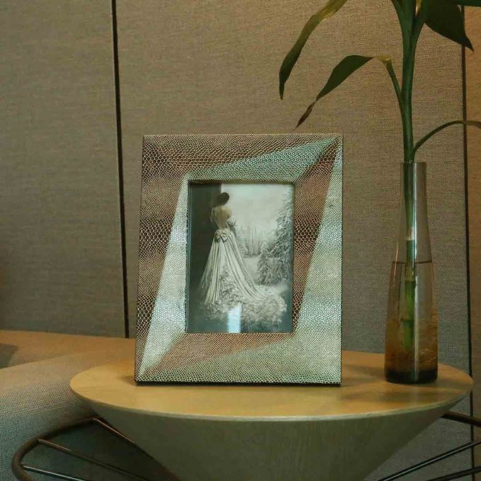 Photo Frame With Snakeskin Texture Wooden Piano Baking
