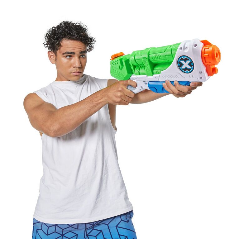 X-Shot Water Blaster Medium Typhoon Thunder In