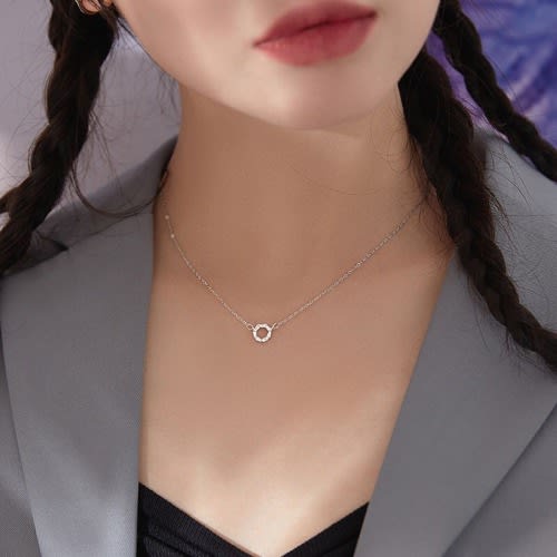 Crystal Fashion Round Pendant Necklace- Silver