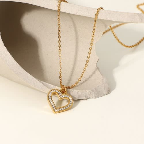 Ladies Hollow Heart Pendant Necklace- Gold
