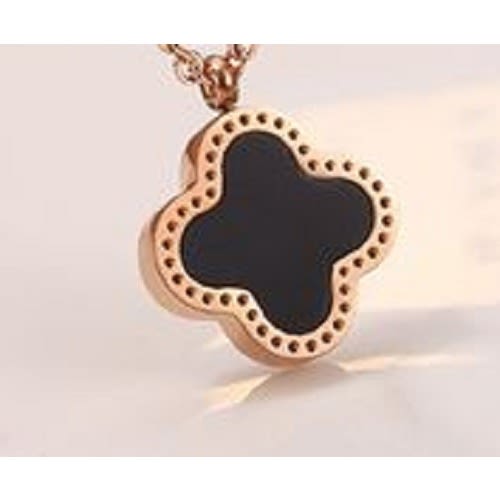 Four-leaf Clover Titanium Steel Necklace -Rose Gold + Small Box