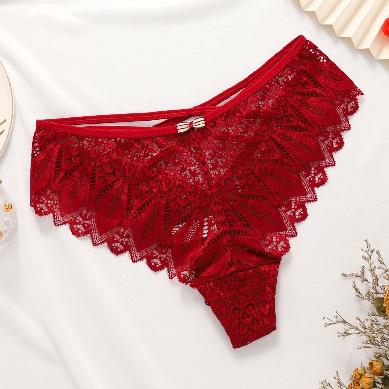 Women Sexy Lace Panties Low-waist Briefs Plus Size Thongs Red