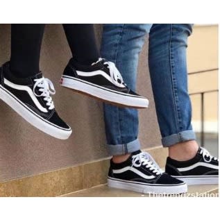 Off the Wall Men Sneaker- Black