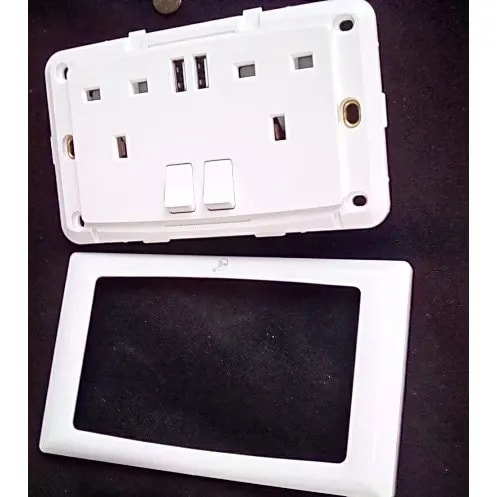 Power Mg Dual Fast Charge 2.4a USB Ports With 2 Uk Mains Double Socket Plugs - 2pcs