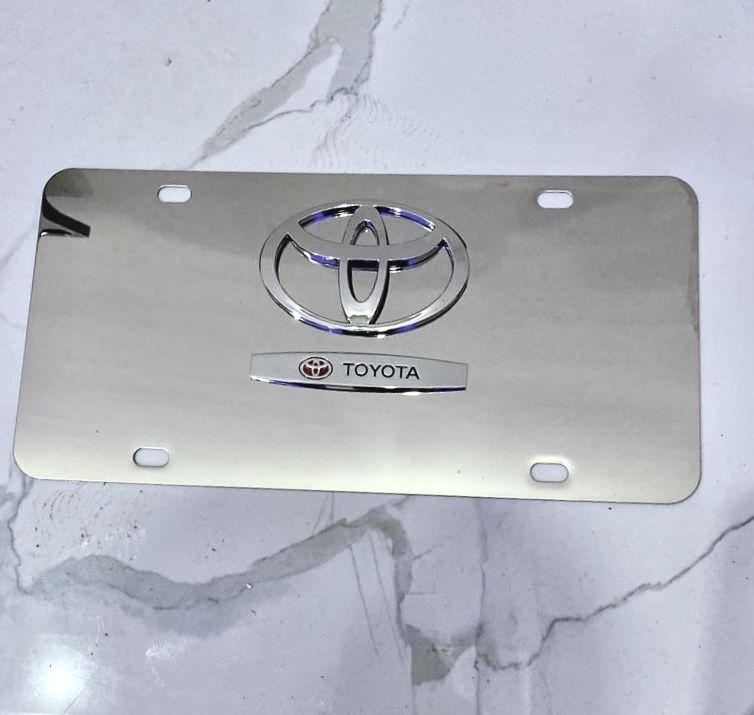 High Quality Toyota Full Silver Plate Number Cover
