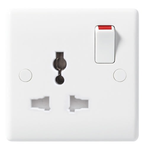 1 Gang Switched Universal Socket